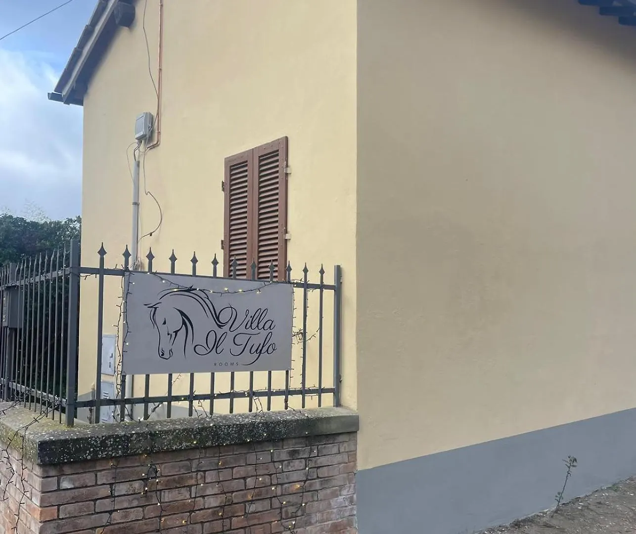 Villa Il Tufo Siena 0*,